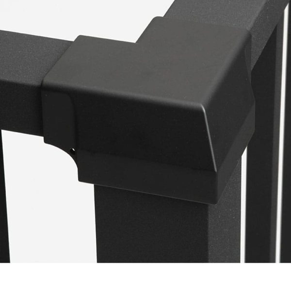 DK_ContinuousTopRailBracket_CornerInstalled_web3-2